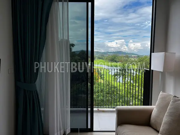 LAG22475: 2-Bedroom Apartment Near Bang Tao Beach, Laguna Resale. Photo #5