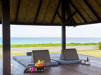 PHA22488: Breathtaking 6-Bedroom Beachfront Villa with Infinity Pool and Lush Gardens. Photo #6