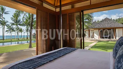 PHA22488: Breathtaking 6-Bedroom Beachfront Villa with Infinity Pool and Lush Gardens. Photo #11