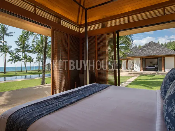 PHA22488: Breathtaking 6-Bedroom Beachfront Villa with Infinity Pool and Lush Gardens. Photo #11