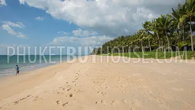PHA22488: Breathtaking 6-Bedroom Beachfront Villa with Infinity Pool and Lush Gardens. Photo #9