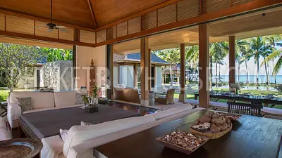 PHA22488: Breathtaking 6-Bedroom Beachfront Villa with Infinity Pool and Lush Gardens. Photo #12