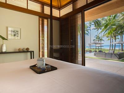 PHA22488: Breathtaking 6-Bedroom Beachfront Villa with Infinity Pool and Lush Gardens. Photo #10