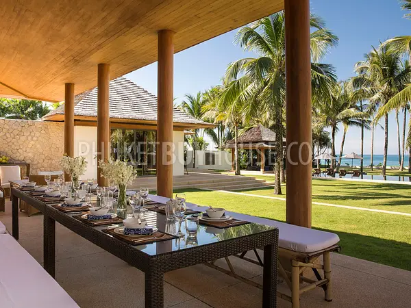 PHA22488: Breathtaking 6-Bedroom Beachfront Villa with Infinity Pool and Lush Gardens. Photo #20