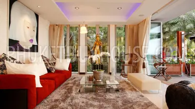 SUR7186: Elegant 3-Bedroom Villa on the Hill in Surin. Photo #15