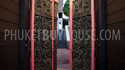 SUR7186: Elegant 3-Bedroom Villa on the Hill in Surin. Photo #9