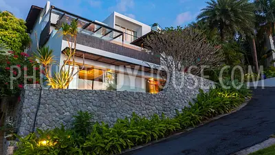 SUR7186: Elegant 3-Bedroom Villa on the Hill in Surin. Photo #2