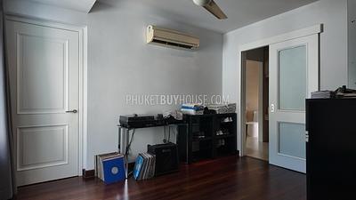 KTH22494: Elegant 5-Bedroom Villa with Scenic Golf Course Views in Kathu, Phuket. Photo #26