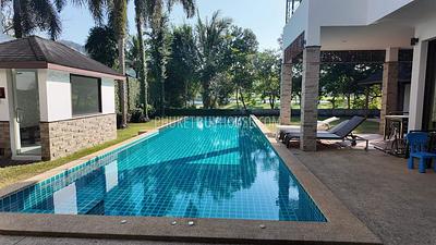 KTH22494: Elegant 5-Bedroom Villa with Scenic Golf Course Views in Kathu, Phuket. Photo #12