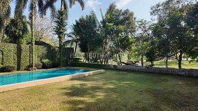KTH22494: Elegant 5-Bedroom Villa with Scenic Golf Course Views in Kathu, Phuket. Photo #37
