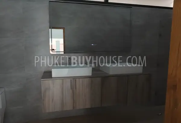 RAW22495: Villa with 4 Bedrooms in Rawai – Now 36M THB. Photo #11