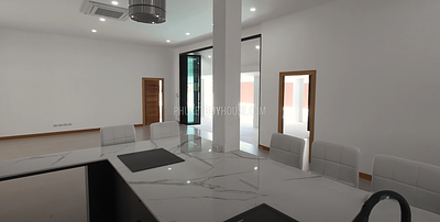 RAW22495: Villa with 4 Bedrooms in Rawai – Now 36M THB. Photo #10