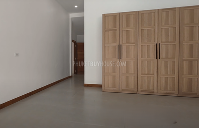 RAW22495: Villa with 4 Bedrooms in Rawai – Now 36M THB. Photo #16