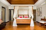RAW7198: Tropical Three Bedroom Villa in Rawai. Thumbnail #7