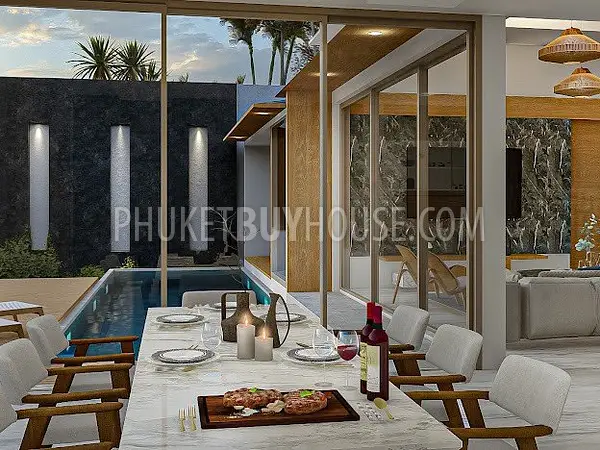 BAN7207: Four Bedroom Villa with a Pool by a Beautiful Lake in Bang Tao area. Photo #7