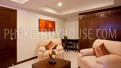 NAI5511: Comfortable 4-Bedroom Townhouse for Sale Near Nai Harn Beach. Photo #8