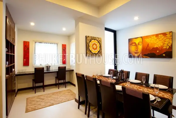 NAI5511: Comfortable 4-Bedroom Townhouse for Sale Near Nai Harn Beach. 照片 #6