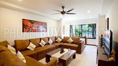 NAI5511: Comfortable 4-Bedroom Townhouse for Sale Near Nai Harn Beach. Photo #5
