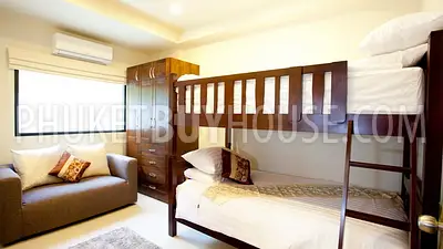 NAI5511: Comfortable 4-Bedroom Townhouse for Sale Near Nai Harn Beach. Photo #18