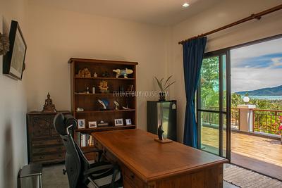 RAW22513: Exclusive Hillside Sea View Villa in Rawai. Photo #25