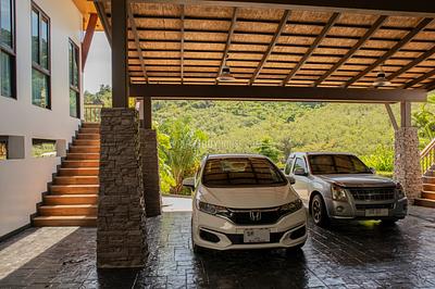 RAW22513: Exclusive Hillside Sea View Villa in Rawai. Photo #12