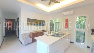 NAI7214: Cosy Tropical Home Close to Nai Harn Beach. Photo #5