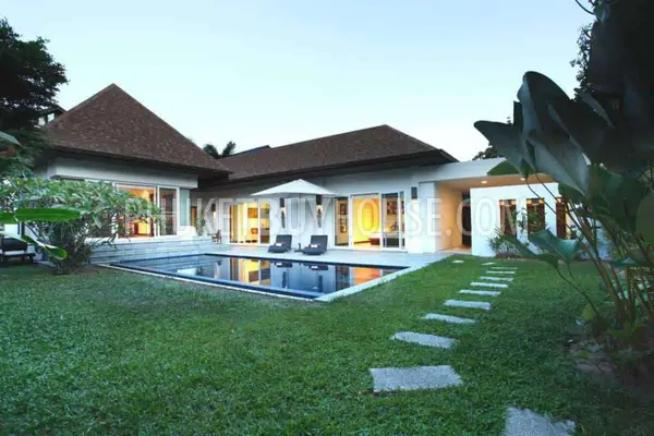 NAI7214: Cosy Tropical Home Close to Nai Harn Beach. Photo #26
