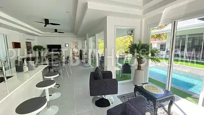 RAW7215: 5 Bedrooms New Villa in Rawai. Photo #3