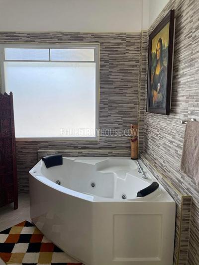 RAW7215: 5 Bedrooms New Villa in Rawai. Photo #23