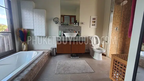 NAI7217: Two Bedroom Holiday Home Close to Nai Harn Beach. Photo #24