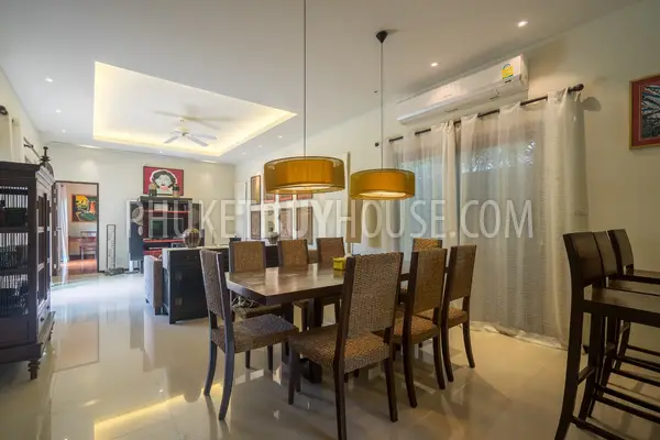 NAI7221: Five Bedrooms Villa Close to Nai Harn Beach. Photo #8