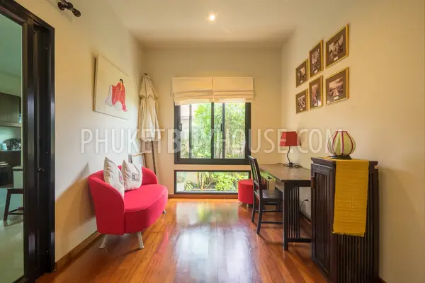NAI7221: Five Bedrooms Villa Close to Nai Harn Beach. Photo #15