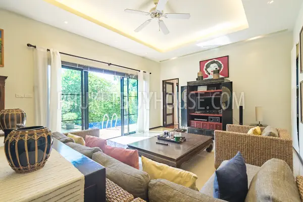 NAI7221: Five Bedrooms Villa Close to Nai Harn Beach. Photo #11