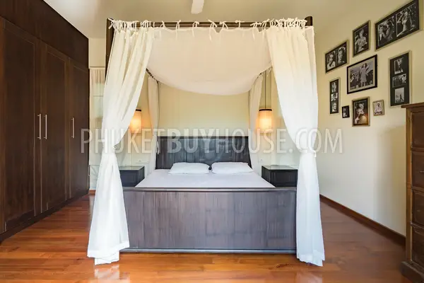 NAI7221: Five Bedrooms Villa Close to Nai Harn Beach. Photo #25