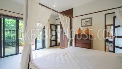 NAI7221: Five Bedrooms Villa Close to Nai Harn Beach. Photo #21