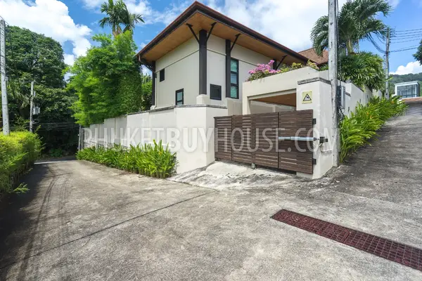 NAI7221: Five Bedrooms Villa Close to Nai Harn Beach. Photo #47