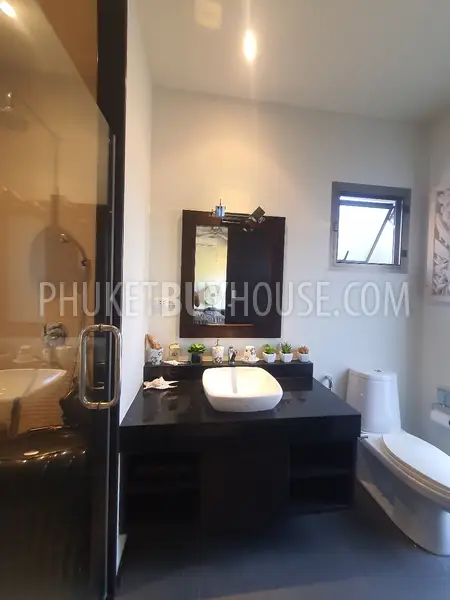 NAI7225: Modern Pool Villa with 4 Bedrooms in Nai Harn. Photo #7
