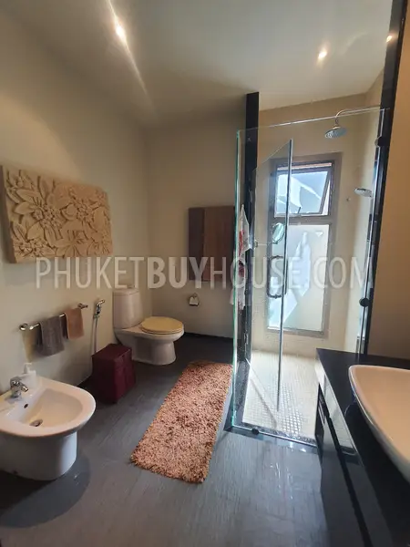 NAI7225: Modern Pool Villa with 4 Bedrooms in Nai Harn. Photo #5