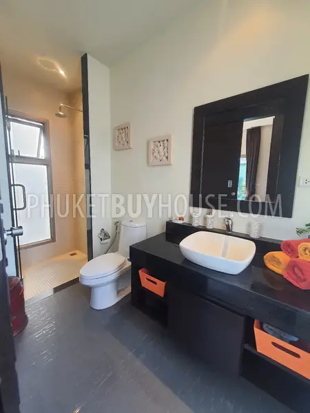 NAI7225: Modern Pool Villa with 4 Bedrooms in Nai Harn. Photo #18