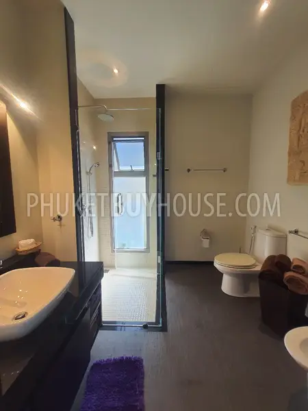 NAI7225: Modern Pool Villa with 4 Bedrooms in Nai Harn. Photo #16