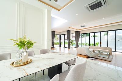 CHA22525: Modern Pool Villa with Exceptional Privacy and Luxury Features in Chalong. Photo #11