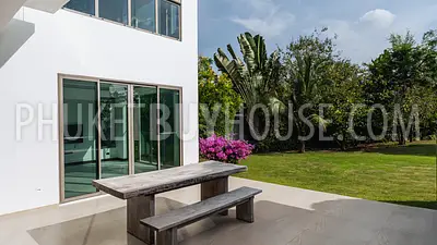 LAG22527: Grand Lakeside Mansion – A Timeless Retreat in Phuket. Photo #27