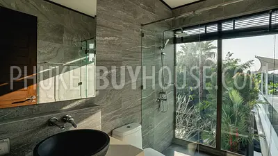 LAG22527: Grand Lakeside Mansion – A Timeless Retreat in Phuket. Photo #44