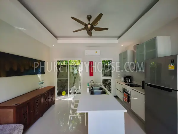 NAI7230: Three Bedroom Private Pool Villa in Nai Harn. Photo #9