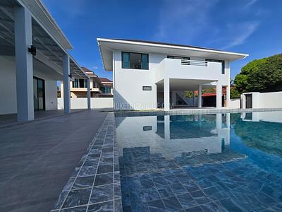 RAW22528:  4-Bedroom Villa with Private Pool and Guest House in Rawai. 照片 #15