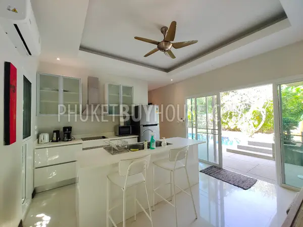 NAI7230: Three Bedroom Private Pool Villa in Nai Harn. Photo #11