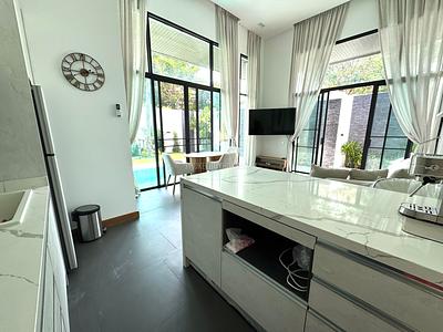 BAN22531: Tranquil Boutique 2 Bedroom Villa with Private Pool and Garden Near Bang Tao. Photo #10