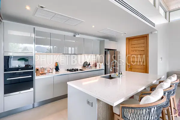 LAY7235: Four Bedroom Luxurious Villa in Layan. Photo #6