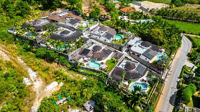 NAT22532: Renovated 3-bedroom villa in Phuket with a private pool in Nai Thon. Photo #2
