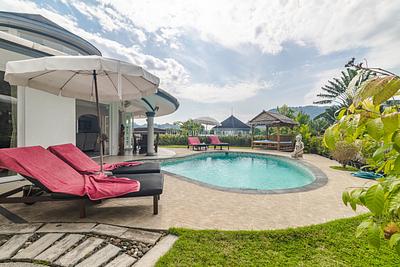 NAT22532: Renovated 3-bedroom villa in Phuket with a private pool in Nai Thon. Photo #4